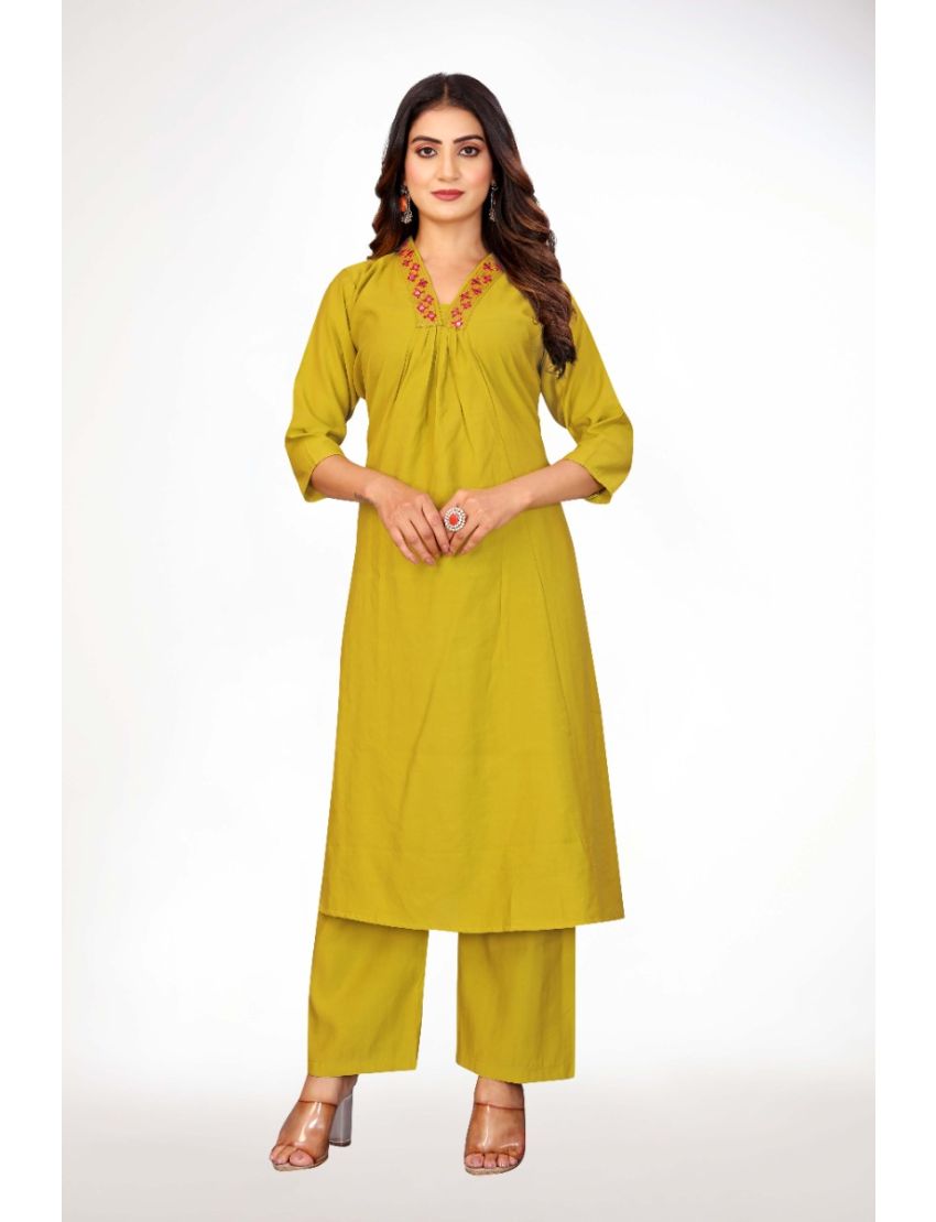 Green straight cut kurti pant with hand embroidery 