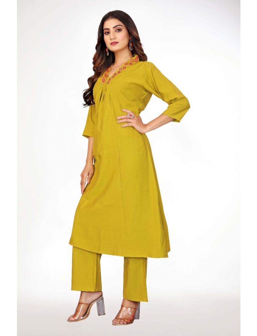 Green straight cut kurti pant with hand embroidery 