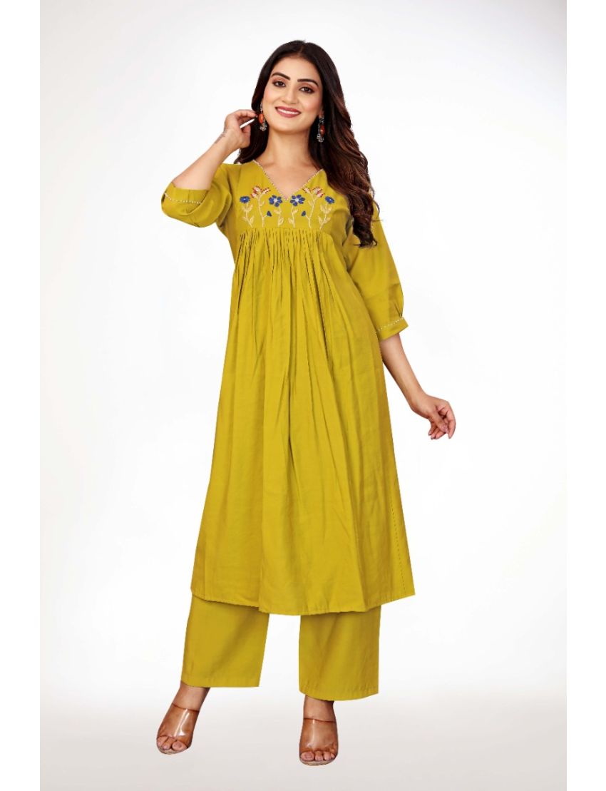 Green straight cut kurti pant with embroidery 
