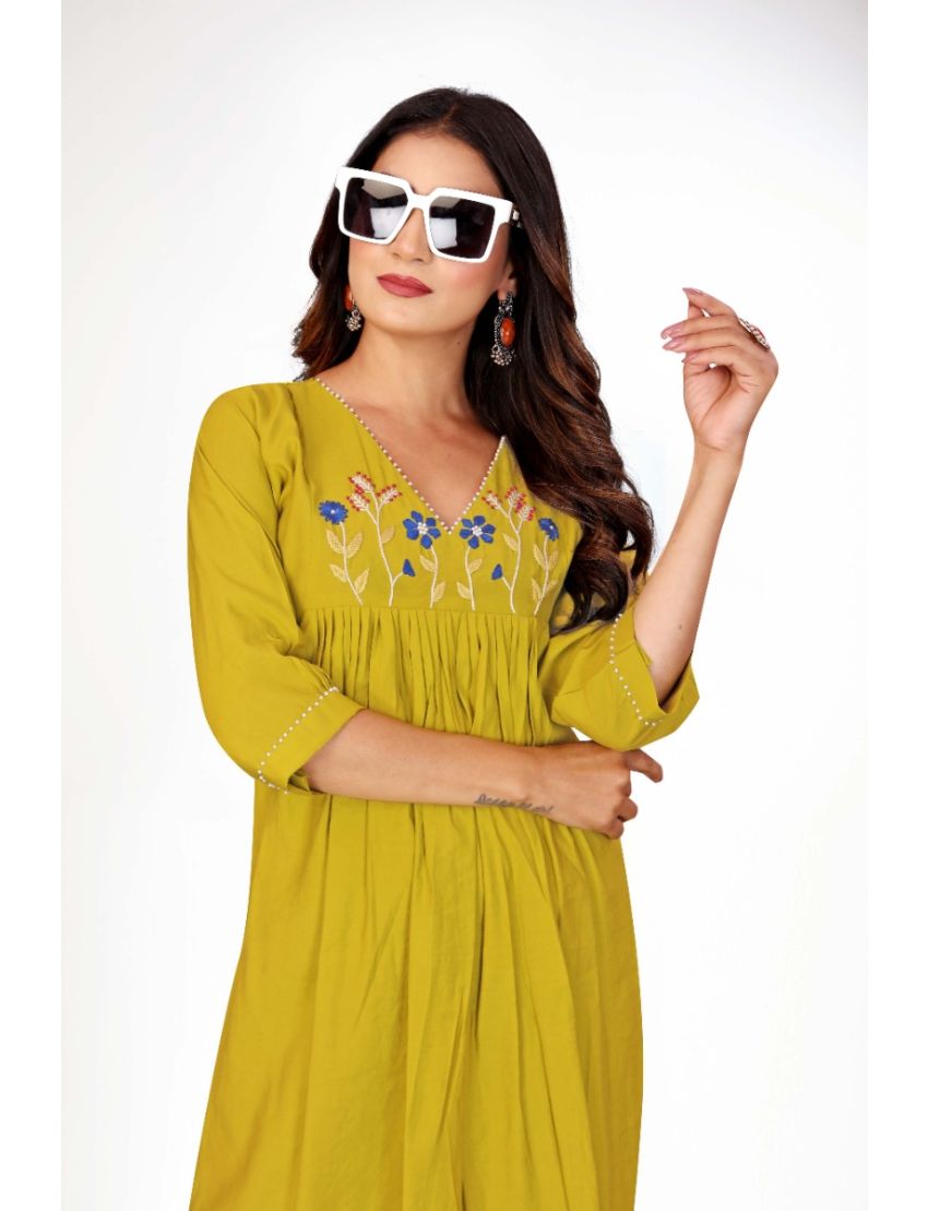 Green straight cut kurti pant with embroidery 